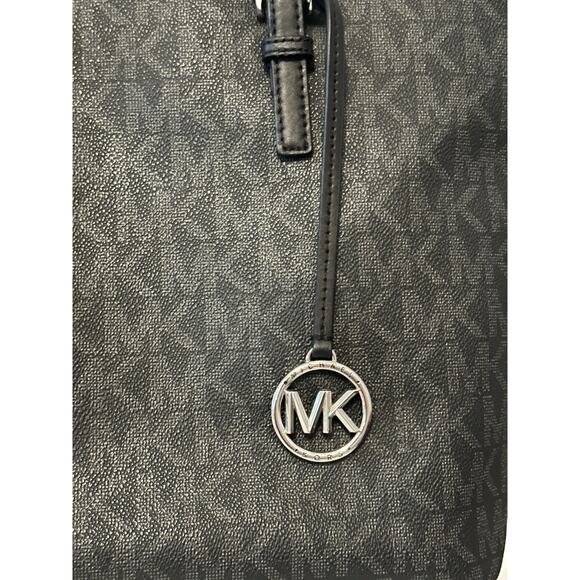 EUC MICHAEL KORS Jet Set Charm MK Signature Zip Tote TZ Bag 38F1CT9T3B Black - Picture 5 of 15